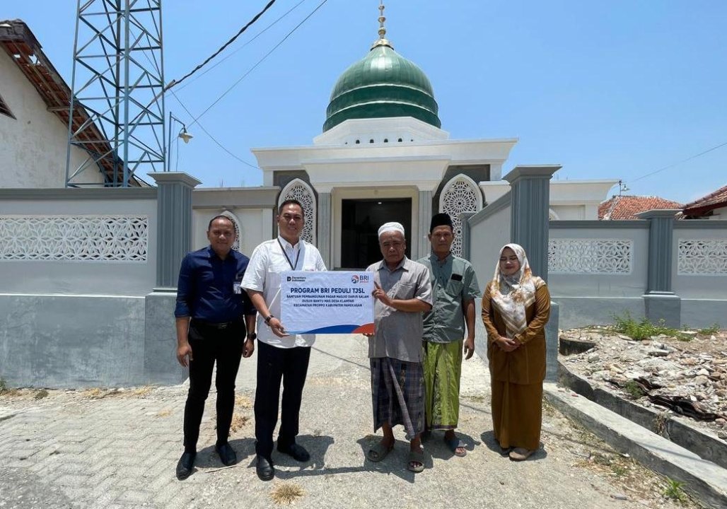 Wujud Kepedulian Sosial, BRI Berikan Bantuan Pembangunan Pagar Masjid Darus Salam Pamekasan